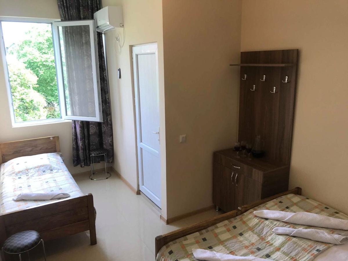 Twins Guest House By Black Sea コブレチ エクステリア 写真