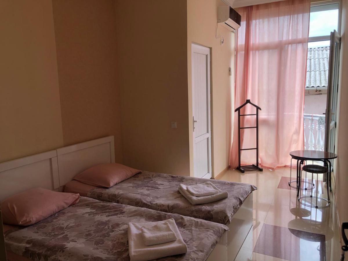 Twins Guest House By Black Sea コブレチ エクステリア 写真