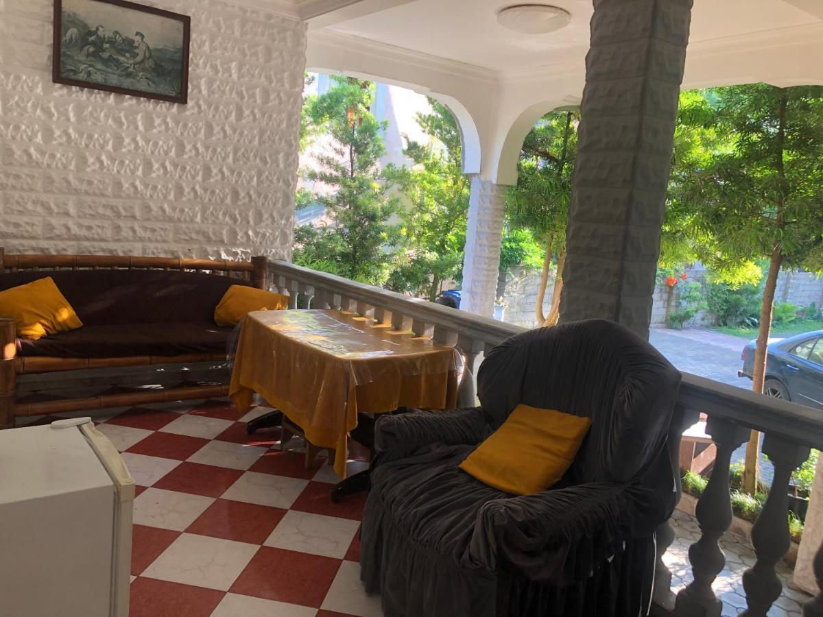Twins Guest House By Black Sea コブレチ エクステリア 写真